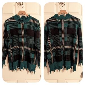 Cato Distressed Fringe Plaid Gingham Ugly Christmas Sweater Green Large